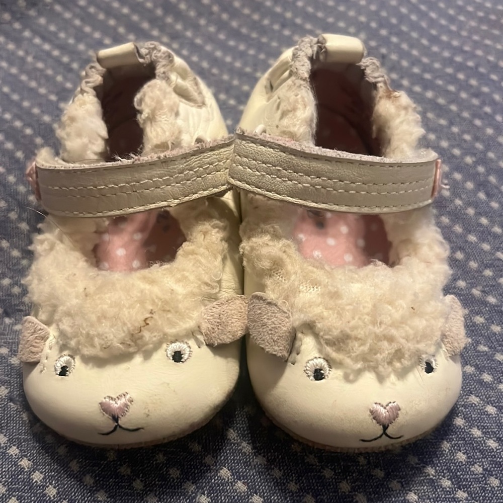Robeez Sheep Velcro Mary Jane’s Size 2 Baby Shoes